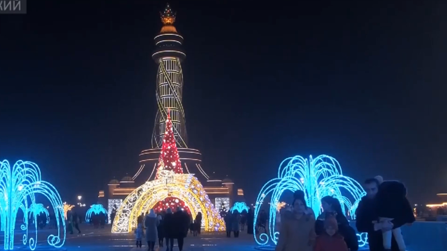 Таджикский новый год. Новогодний Китай. Душанбе празднует новый год. Новый год в Китае. Новогодний картинки Таджикистан.