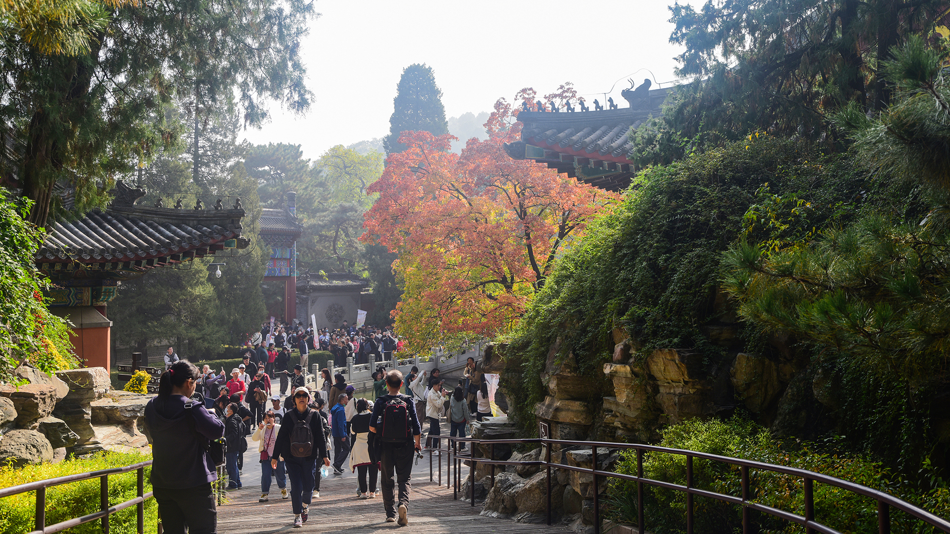 Парк сяншань. Парк Сяншань в Пекине. Нарита Япония. Lingering Garden Сучжоу. Нарита город.