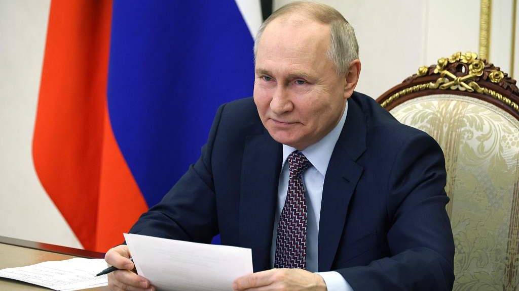 Путин подписал распоряжение о проведении перекрестных Годов культуры ...